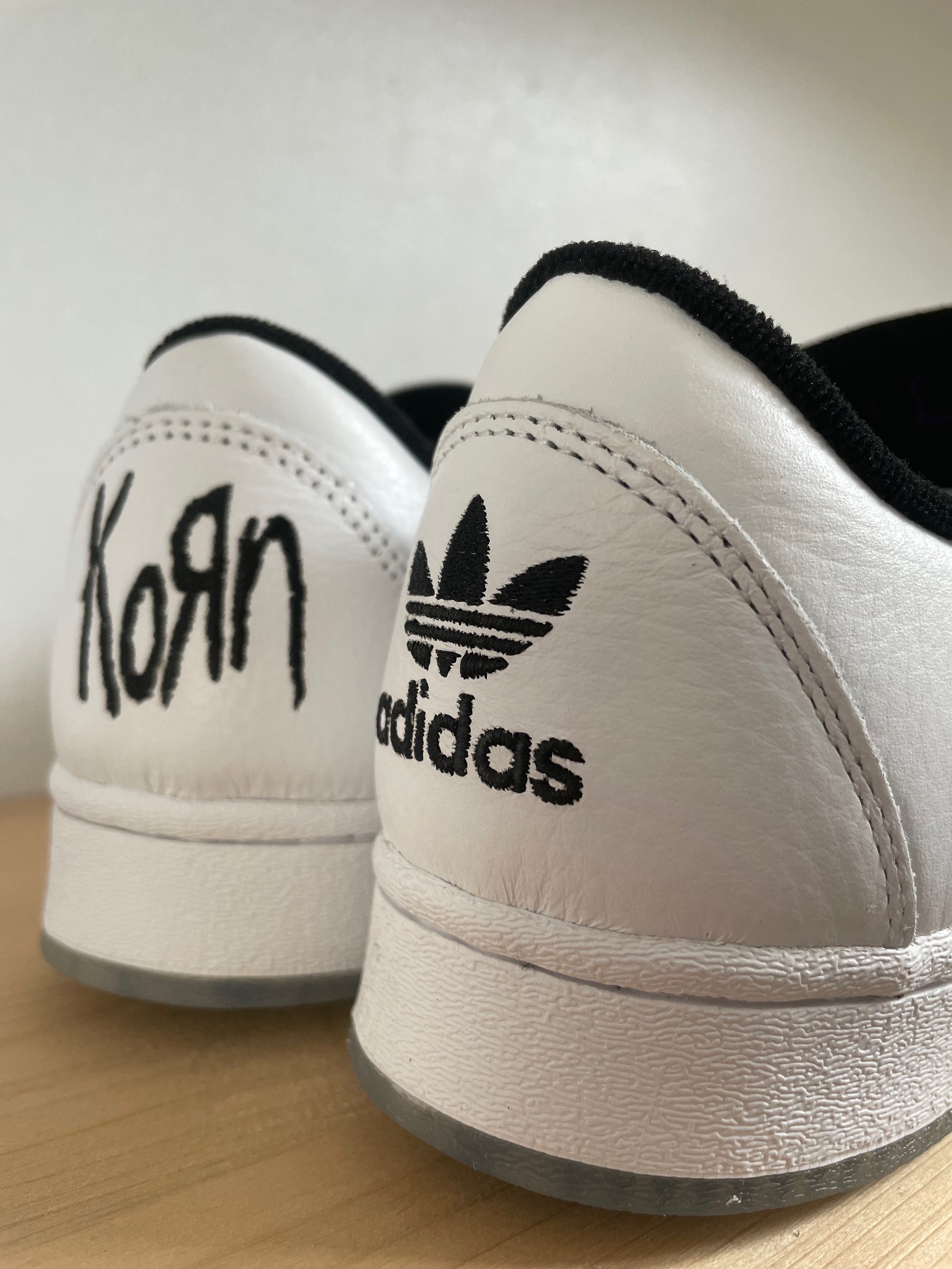 Adidas Supermodified Korn