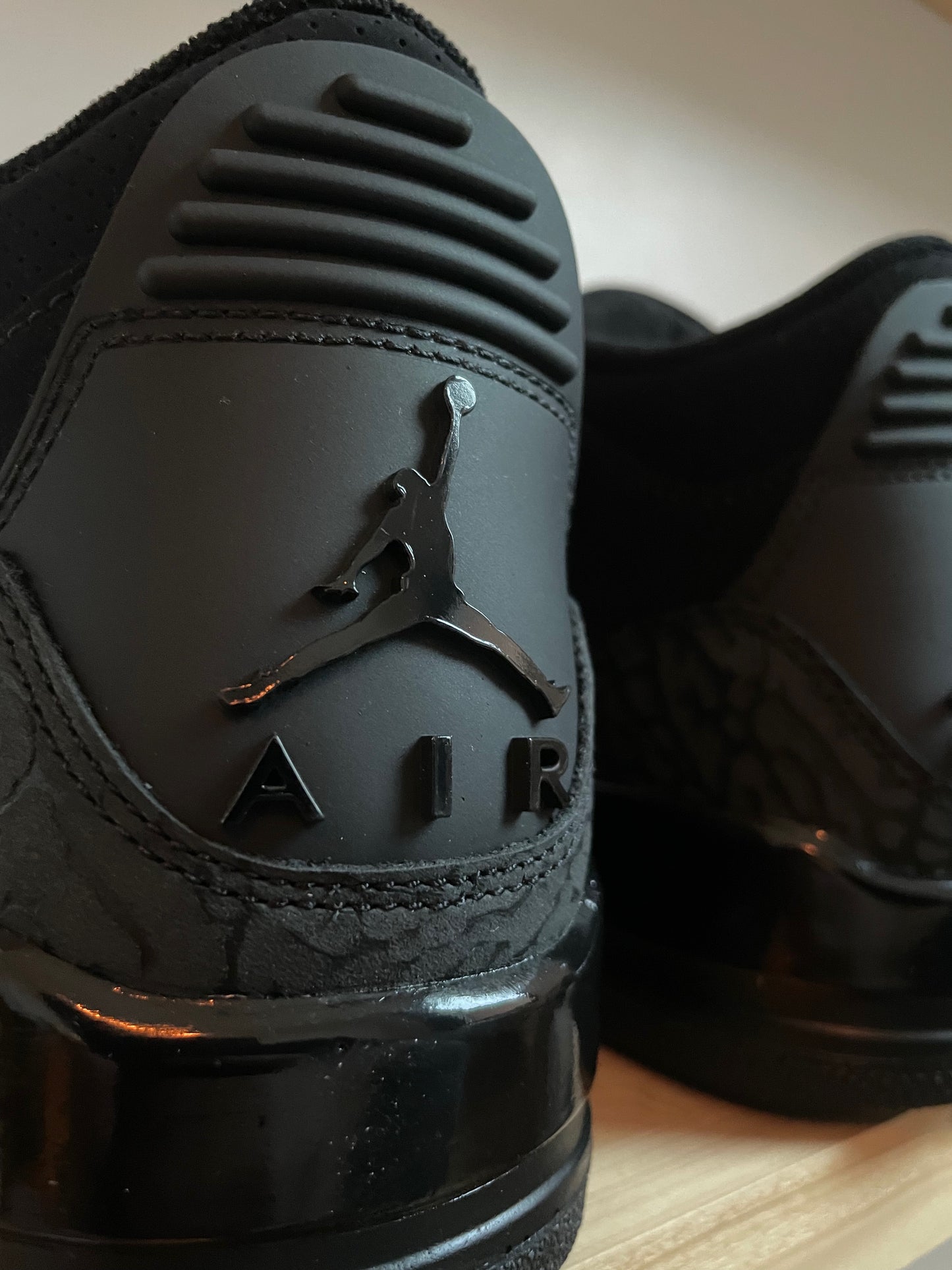 Jordan 3 Retro "Black Cat"