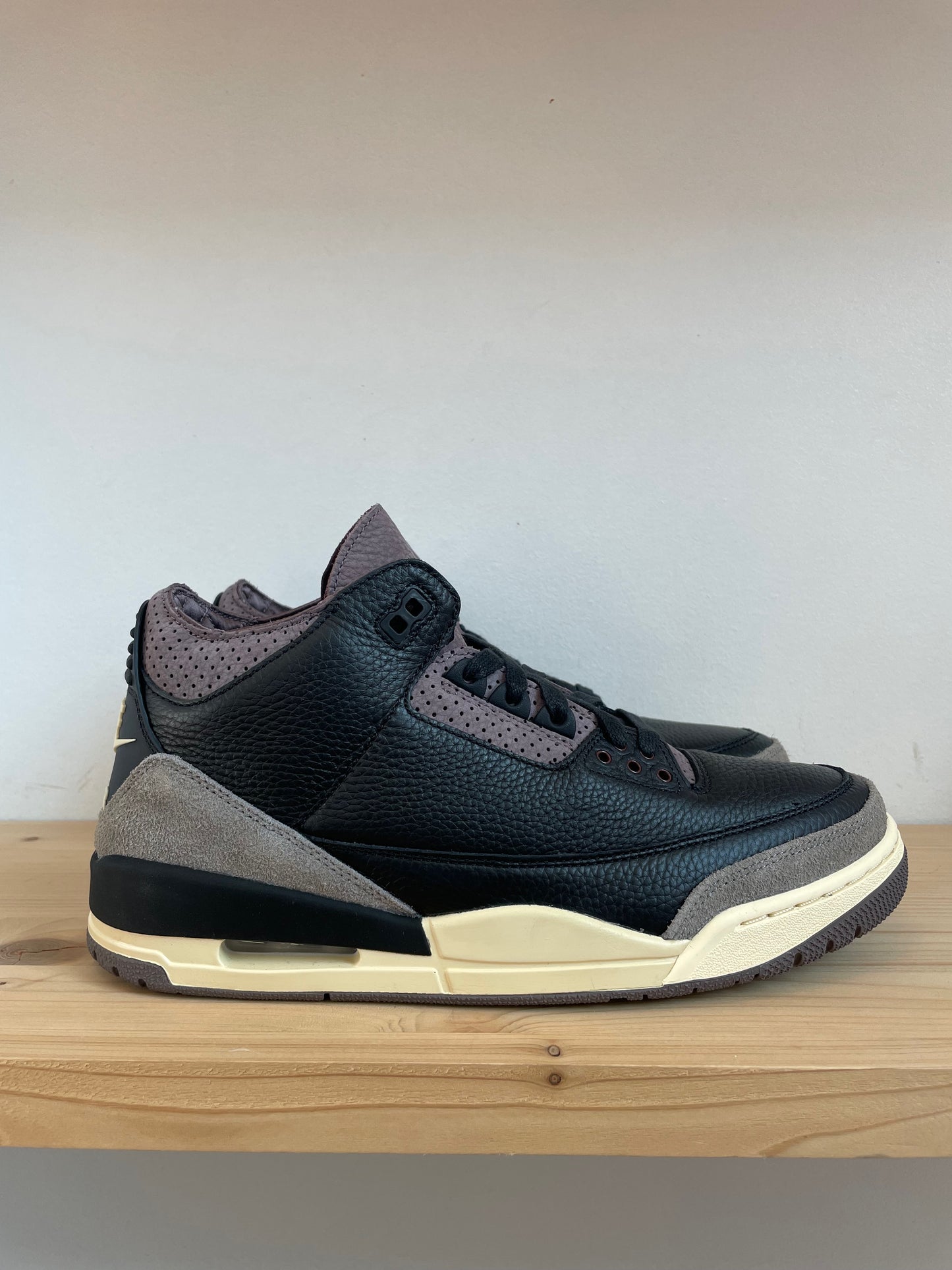 Jordan 3 Retro OG SP A Ma Maniére While You Were Sleeping (W)