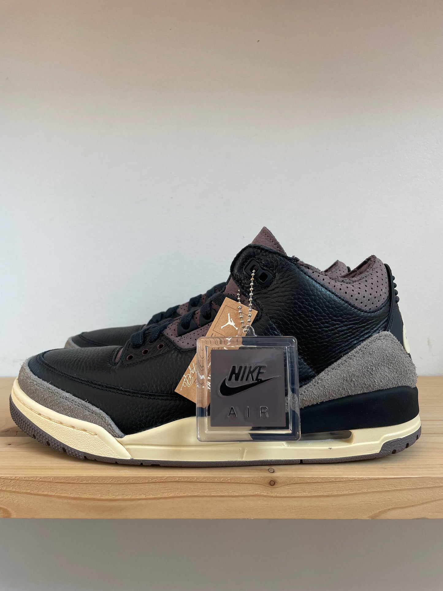 Jordan 3 Retro OG SP A Ma Maniére While You Were Sleeping (W)