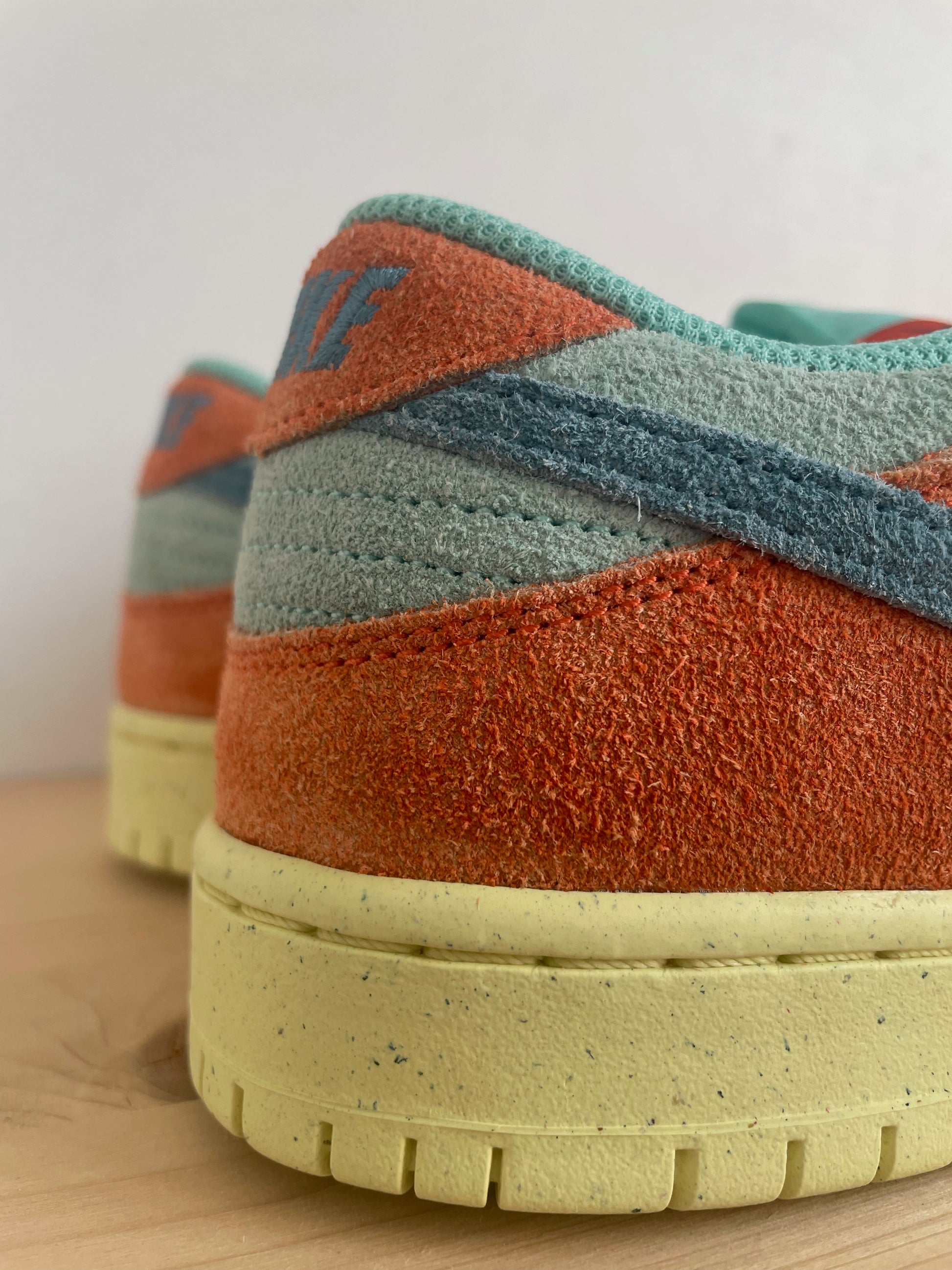 Nike SB Dunk Low Orange Emerald Rise