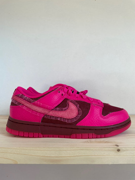 ANTWERP SNKR - Nike Dunk Low Valentine's Day (W)