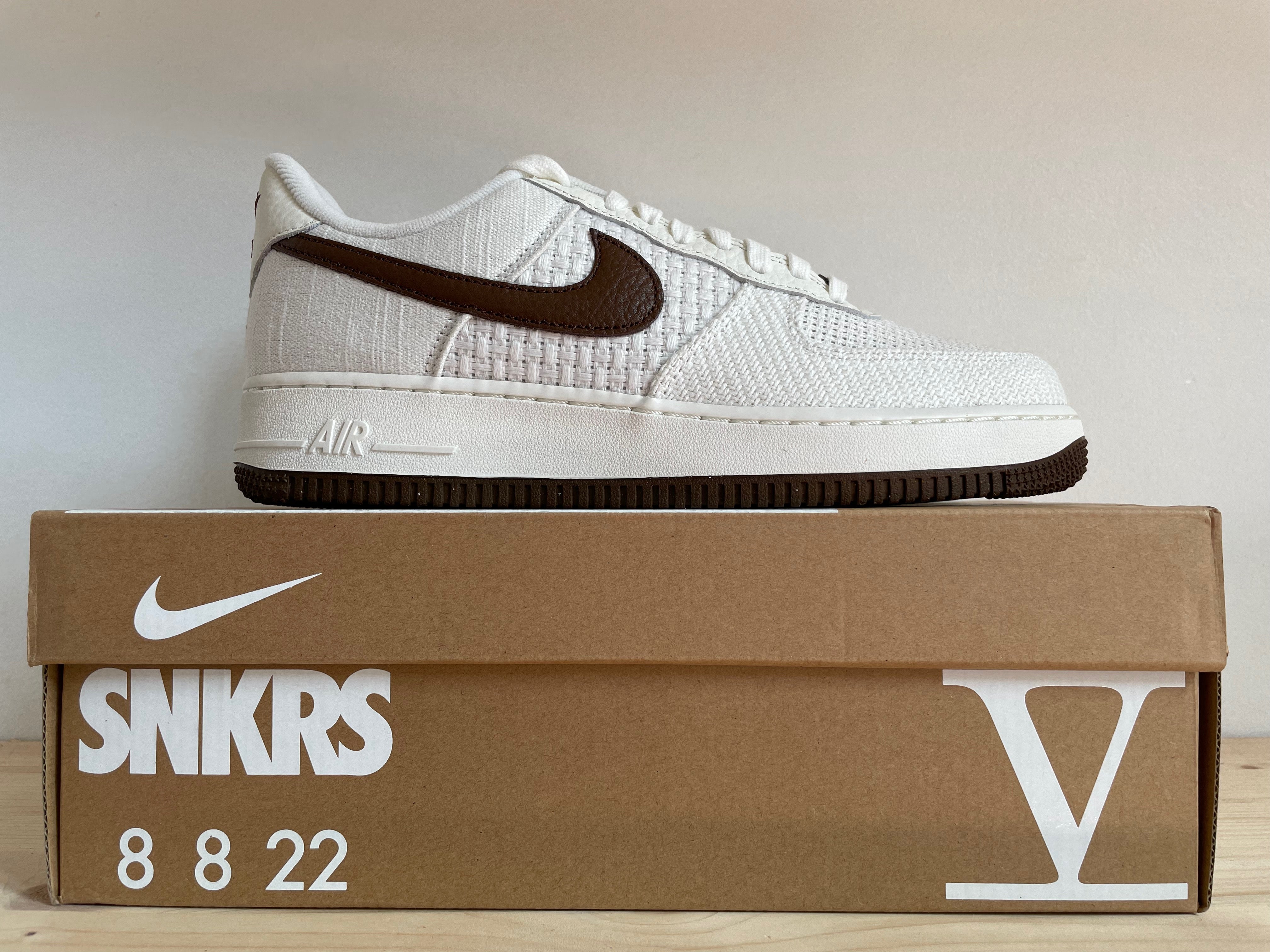 Nike Air Force 1 07 SNEAKRS